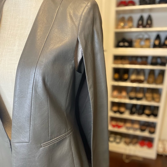 BCBGMAXAZRIA Cape Jacket Upas Faux Leather Olive Green.  Size S - Picture 4 of 9